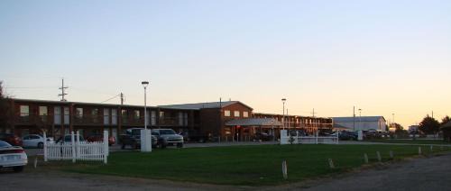 Oakley Hotel | Kansas Country Inn