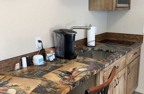 Ranchito Apartment | Kelly’s Casita with gated off road parking. Private, quiet, clean, comfortable.