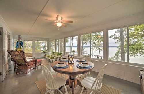 New Concord Cabin | Kentucky Lake Cabin w/Private Dock + Yard