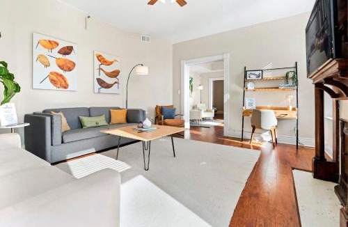 Shelby Park Apartment | KING Sleep8 4Bed 2BR 2 BA Swepson Hideaway