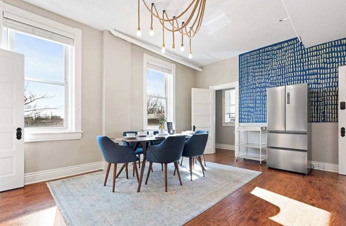 Shelby Park Apartment | KING Sleep8 4Bed 2BR 2 BA Swepson Hideaway 202