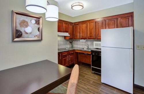 Middletown Condo | King Suite | Perfect for Business Travelers