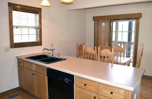 Reeds Spring Cabin | L131A, 1 Br Loft Lakeview Cabin, Near Pavilion and Lake