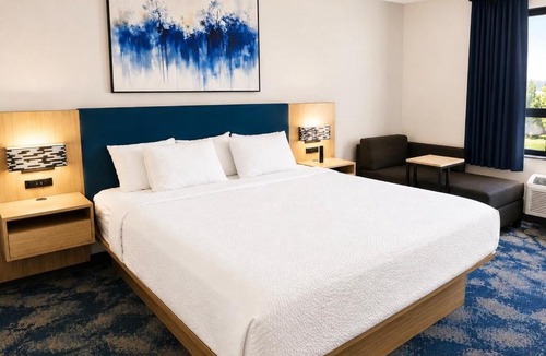 Albuquerque Hotel | La Quinta by Wyndham Albuquerque Journal Ctr NW