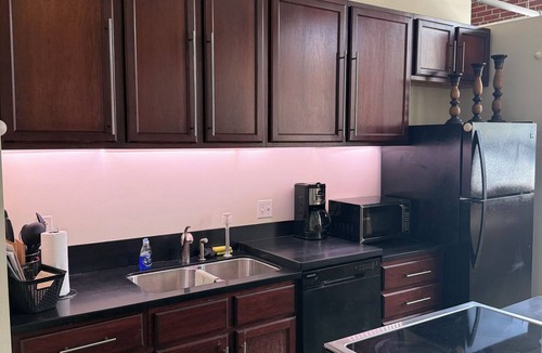 Downtown West Condo | Lafayette’s Gem: Baseball/Hockey/Soccer/XFL