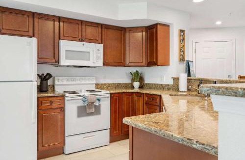 Kimberling City House | Lake It Easy - Condo for 7