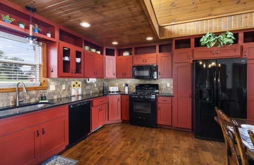 Shell Knob House | Lake view house with expansive views, fireplace, walk in showers, Ember mugs.