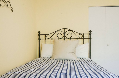 Bronston Condo | Lake View Lounge 104-2- Golf, Pool, Pickleball