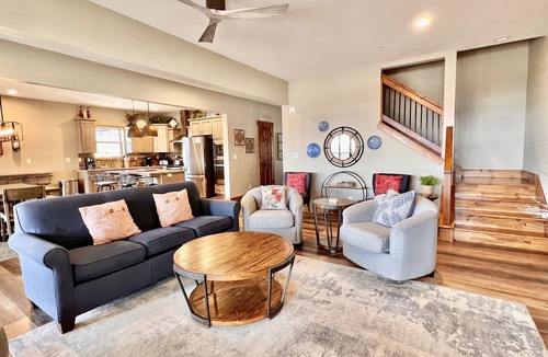 Table Rock House | Lake Views, Hot Tub, Cmty Indoor&Outdoor Pools