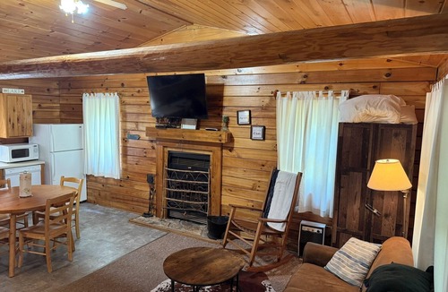 Shell Knob Cabin | Lakefront 2BR Cabin - Pool-Hot Tub-Dock/Steps to Table Rock Lake + Branson Fun