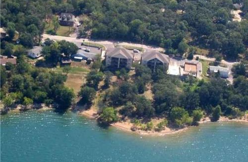 Indian Point Apartment | Lakefront and Lake View Condo on Indian Point