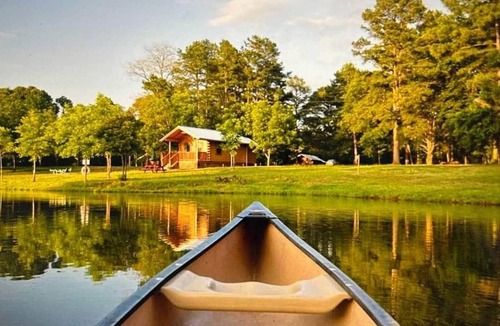 Daingerfield House | Lakeview Cabin Littlest Longhorn