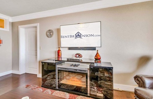 Indian Point Condo | Lakeview Condo Only 5 Min to Silver Dollar City! Enjoy 1419 for Vacation!