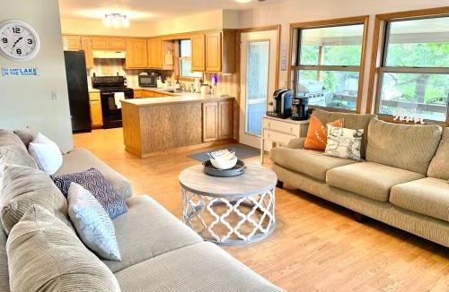 Shell Knob House | Lakeview Landing! 2 min walk to lake, boat parking
