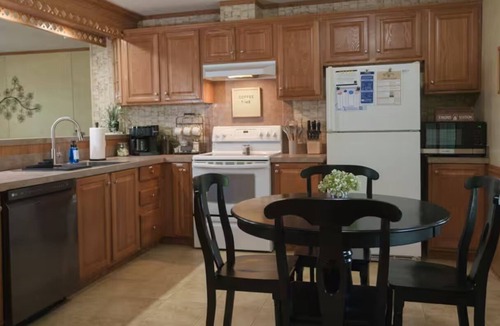 Cane Valley House | Lakeview Legacy~Holmes Bend Marina~Walk to Lake