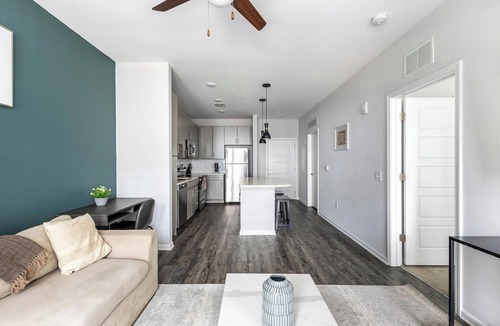 Covington Apartment | Landing | Amazing 1BD, Gym, Clubhouse