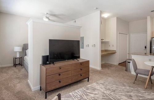 New Pathways Apartment | Landing | Amazing 1BD, Pool, Clubhouse