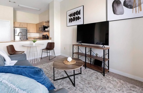 New Pathways Apartment | Landing | Amazing 1BD, Pool, Clubhouse