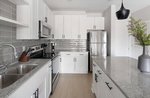 Rock Creek Apartment | Landing | Beautiful 1BD, Gym, Courtyard