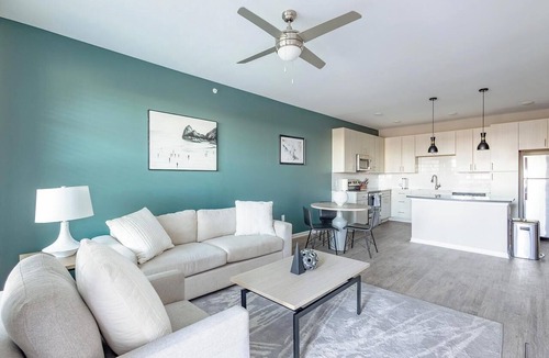 Kenton Apartment | Landing | Beautiful 1BD, Pool, Gym