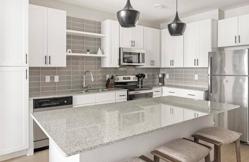 Rock Creek Apartment | Landing | Beautiful 2BD, Courtyard, Gym