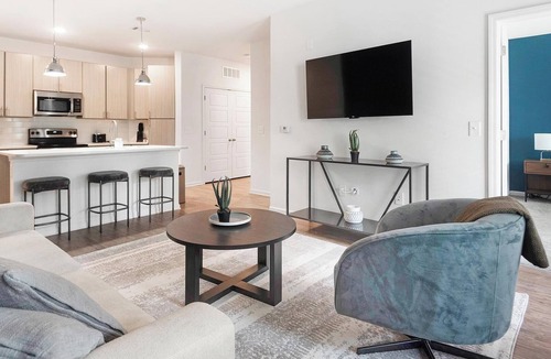 Cordova Apartment | Landing | Chic 1BD, Gym, Yoga Studio