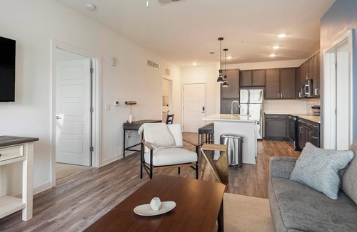 Cordova Apartment | Landing | Chic 2BD, Clubhouse
