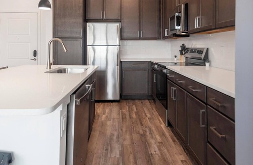Cordova Apartment | Landing | Chic 2BD, Clubhouse