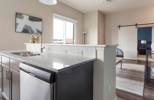 Brady Arts District Apartment | Landing | Chic 2BD, Clubhouse, Rooftop Lounge