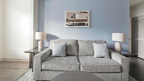 Murfreesboro Apartment | Landing Incredible 2BD Yoga Studio Clubhouse