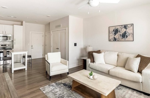Belle Mina Apartment | Landing | Modern 1BD, Gym, Pool