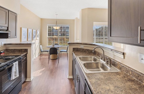 Germantown Apartment | Landing | Spectacular 2BD, Pool, Gym