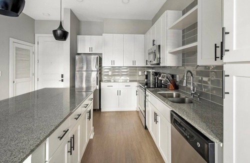 Rock Creek Apartment | Landing | Stunning 1BD, Gym, Courtyard