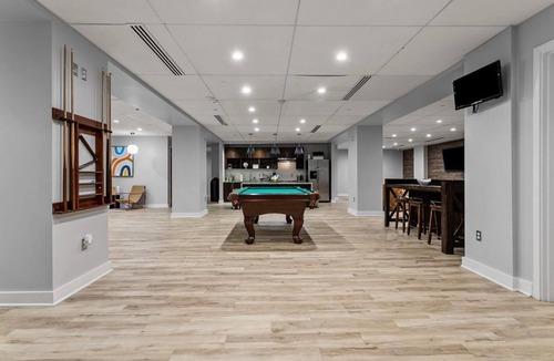 Financial District Apartment | Landing | Stunning Studio, Gym, Pool