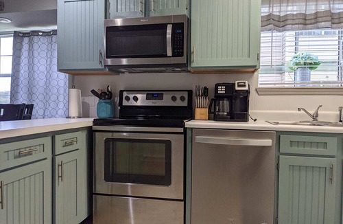Indian Point Condo | Lantern Bay☀️LAKE ESCAPE☀️STEPS FROM SDC