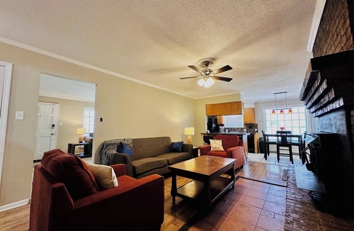 Whitehaven House | Large Groups in Southhaven Memphis