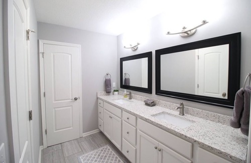 Lenexa House | LargeFamily-Public Market-W&D-FullyFenced