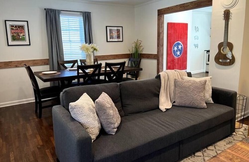 Thompson's Station House | Lead Me Home - Johnson - Retreat