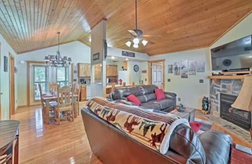 Reeds Spring House | Little Bear