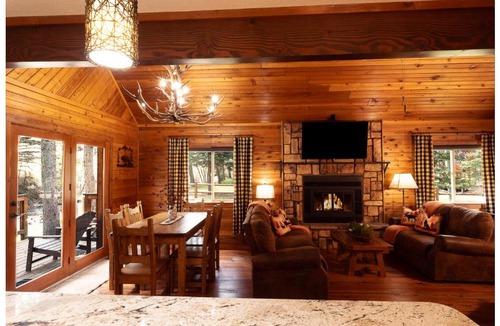 Red River House | Little Elk Horn on the River