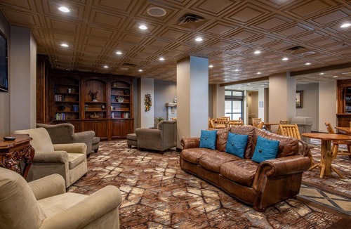 Branson Theater District Hotel | Lodge Of The Ozarks