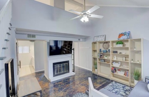 Cordova Condo | Loft-Style Condo with Fireplace & Open Concept Living