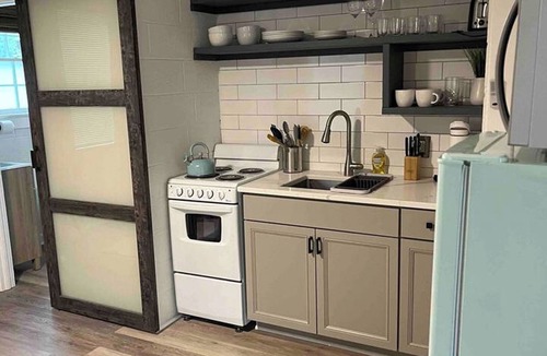 New Bern Apartment | Lovely 1 BR with King bed Apt 2