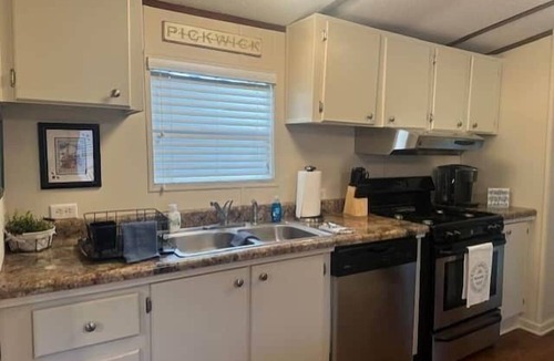 Iuka House | Lucky U Cabin: Iuka MS