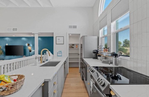 Camelback East Villa | Lux Desert Oasis | Pool Table, Parking, Location