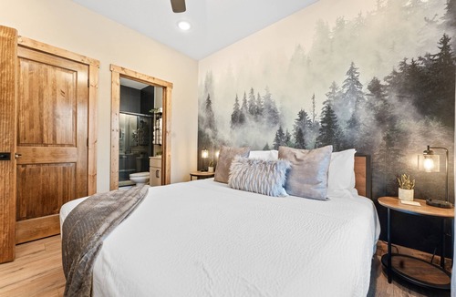 Kimberling City Cabin | Lux Views! Indoor-Outdoor Pools, Firepits, Arcades.