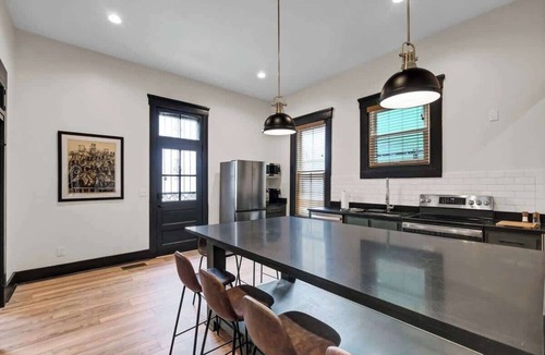Butchertown House | LUXE Design Historic Nulu 5BR Patio Walkable
