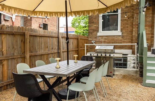 Walnut Hills House | Luxe-Hot Tub-Game Room-Fire Pit-Big Yard-5 min to Downtown and OTR