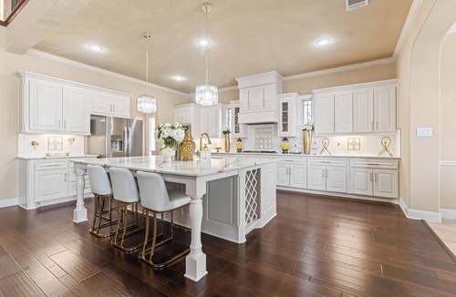 Prosper House | Luxurious Prosper Retreat- 5 Beds & a Private Pool
