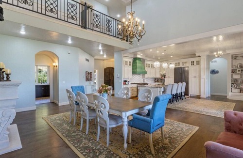 Ridgedale House | Luxurious Spacious Chateau on Table Rock Lake with Hot Tub